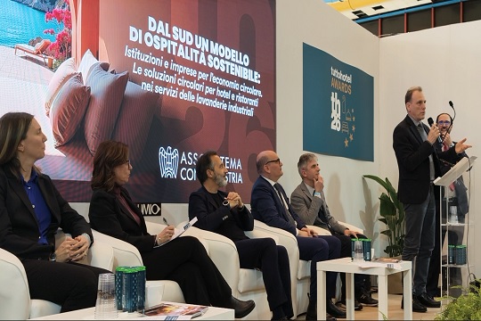 Turismo sostenibile e economia circolare. L'intervento del DT Arpac al convegno di Assosistema Confindustria