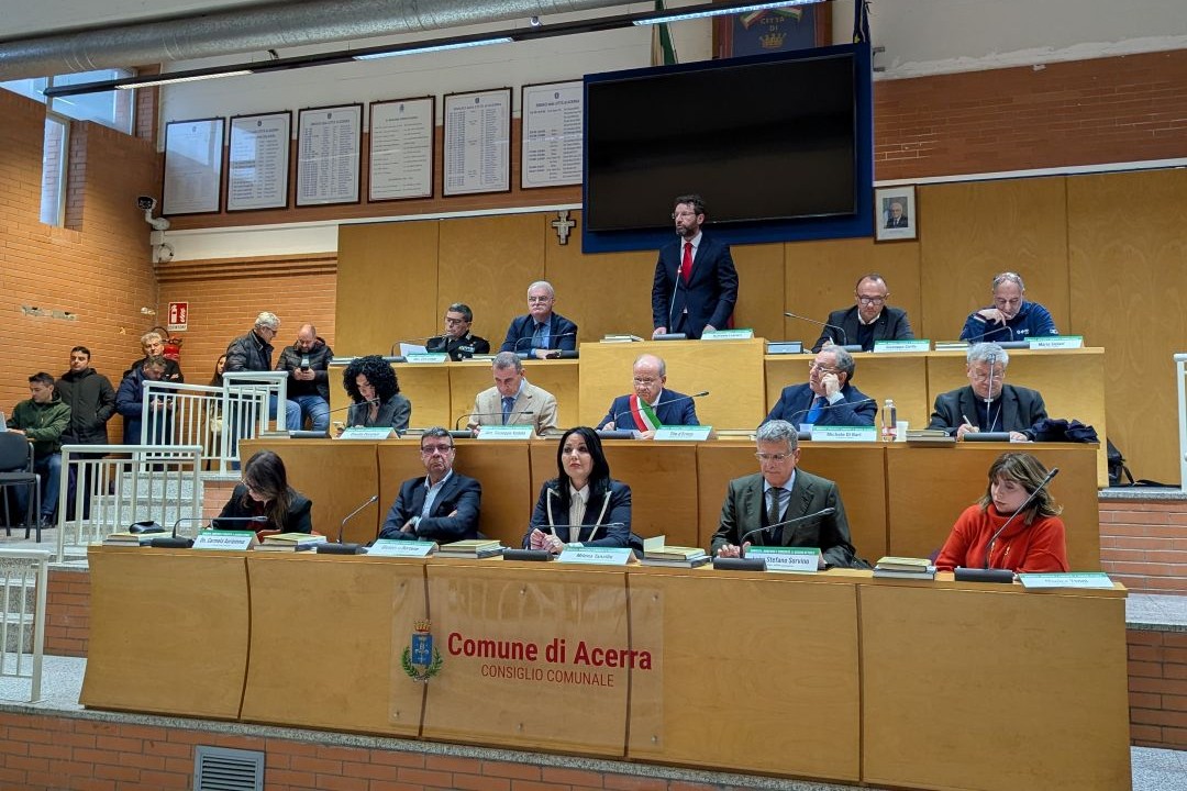 Ambiente, bonifiche e comunità. La relazione del dg Arpac nella Sala consiliare di Acerra